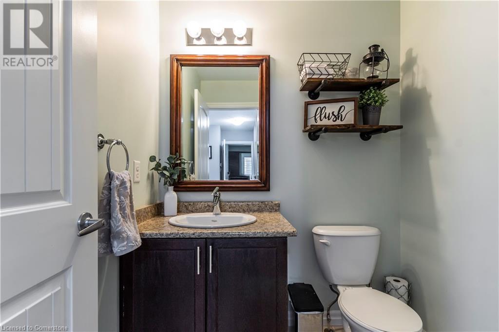 358 Salisbury Avenue, Cambridge, Ontario  N1S 0A2 - Photo 6 - 40728819