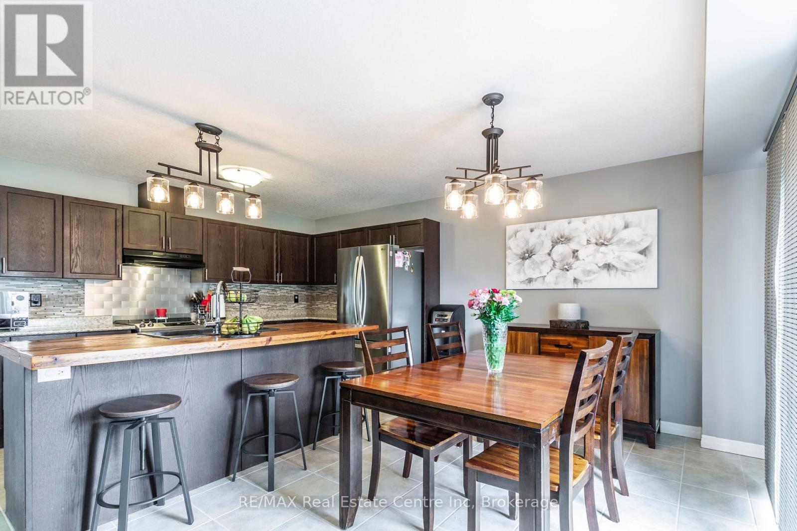 358 Salisbury Avenue, Cambridge, Ontario  N1S 0A2 - Photo 10 - X12150848