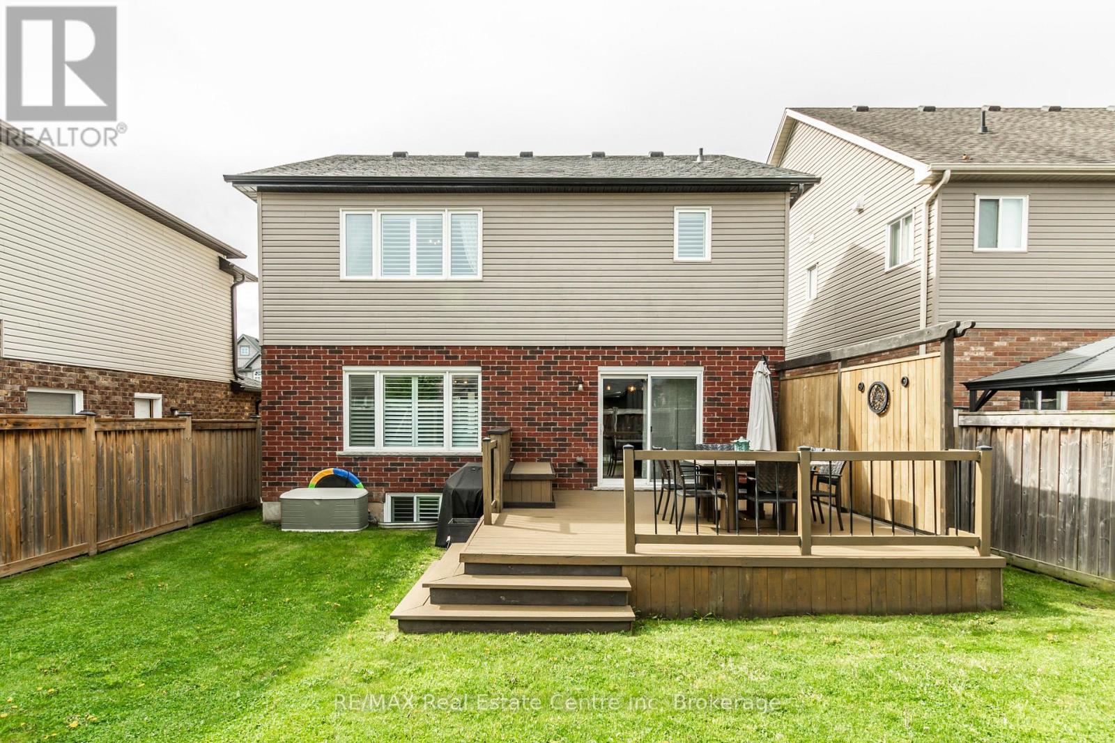 358 Salisbury Avenue, Cambridge, Ontario  N1S 0A2 - Photo 39 - X12150848