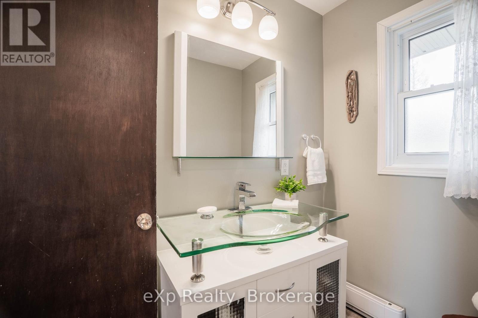248 Widgeon Cove Road, Northern Bruce Peninsula, Ontario  N0H 2T0 - Photo 19 - X12150989