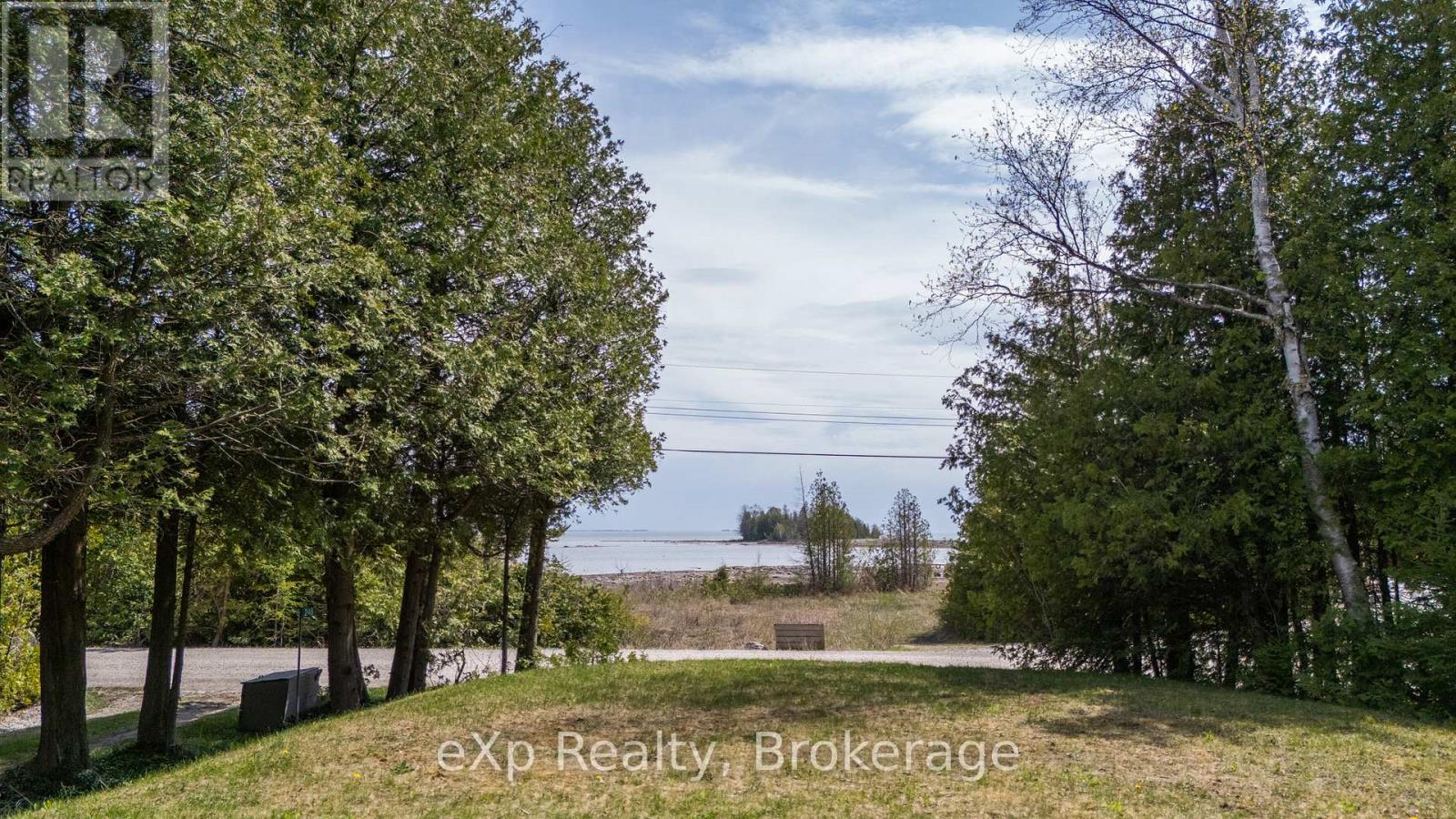 248 Widgeon Cove Road, Northern Bruce Peninsula, Ontario  N0H 2T0 - Photo 3 - X12150989