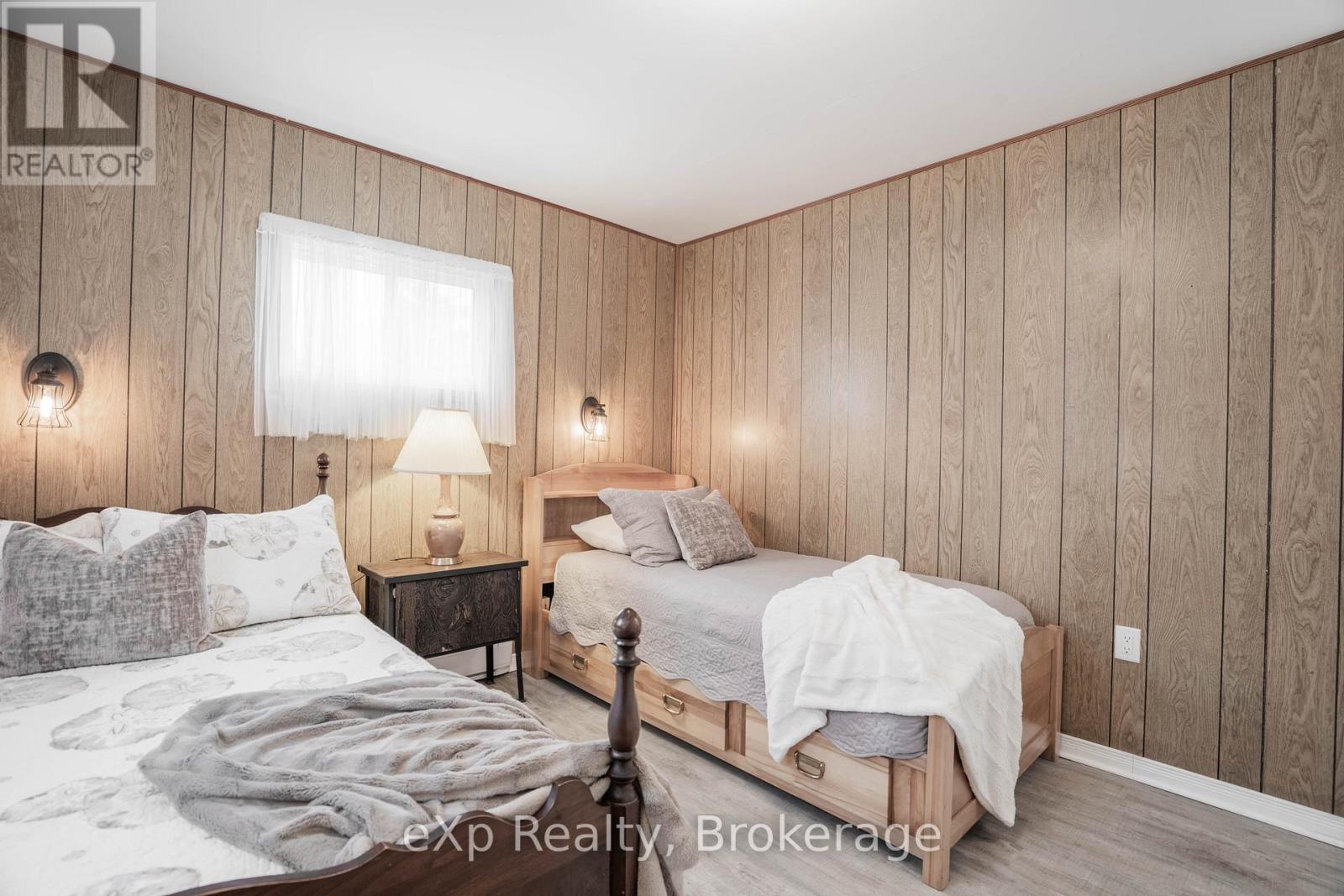 248 Widgeon Cove Road, Northern Bruce Peninsula, Ontario  N0H 2T0 - Photo 30 - X12150989