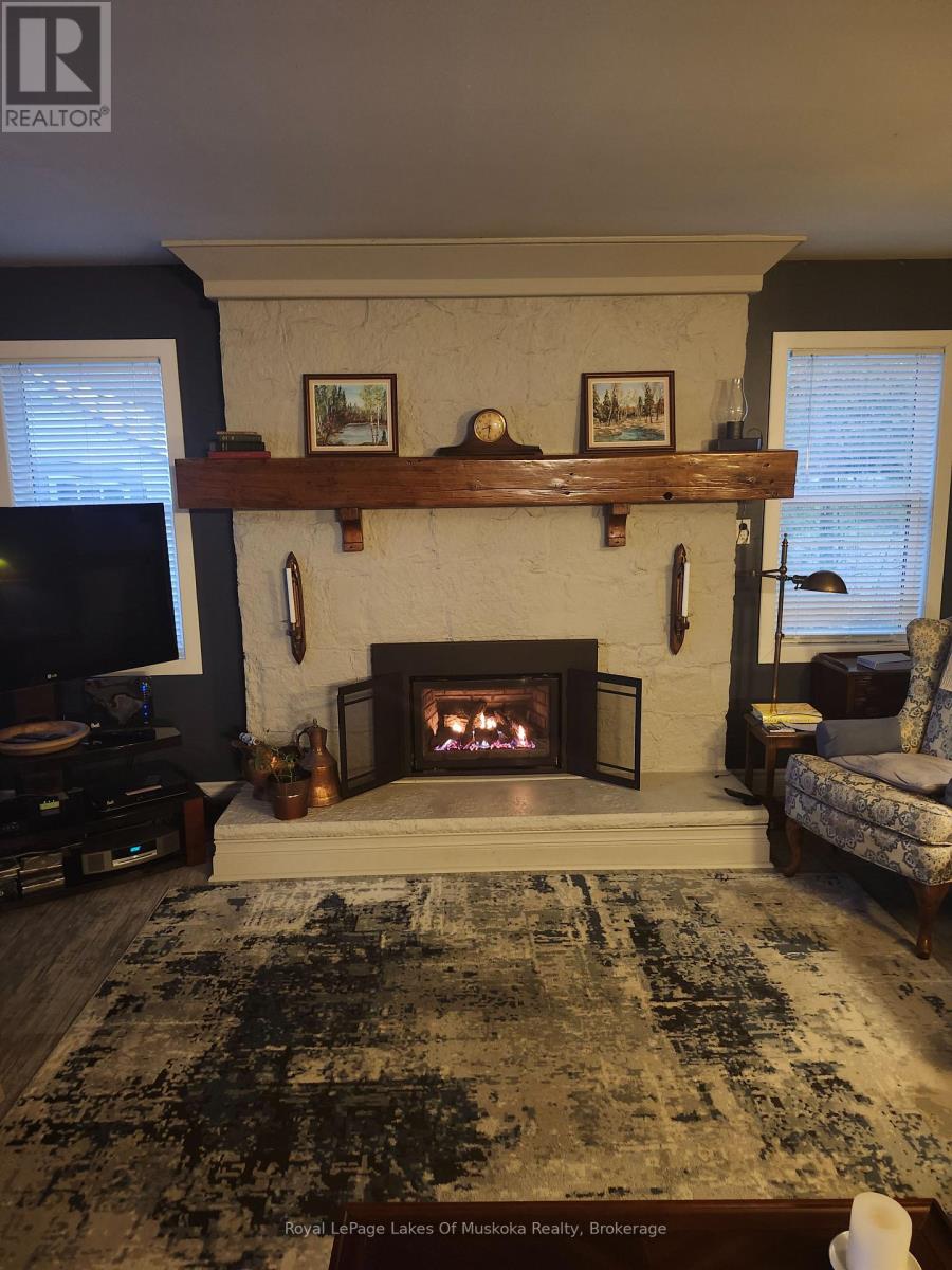 3445 Southwood Beach Boulevard, Ramara, Ontario  L0K 2B0 - Photo 25 - S12151060