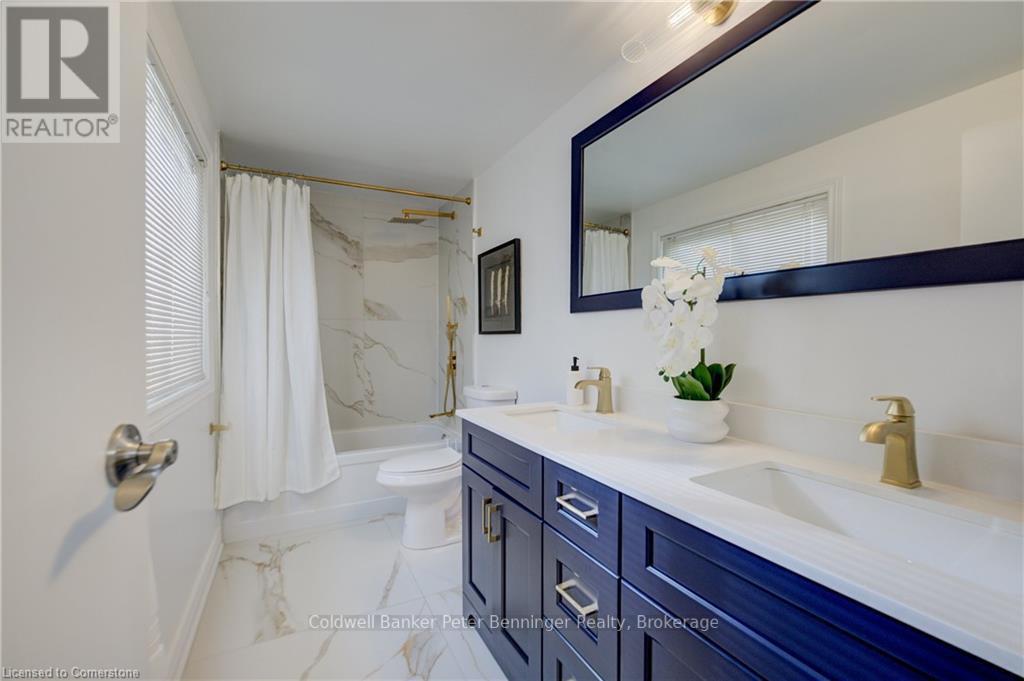 3210 Anderson Crescent, Mississauga, Ontario  L5N 2Y5 - Photo 24 - W12151133