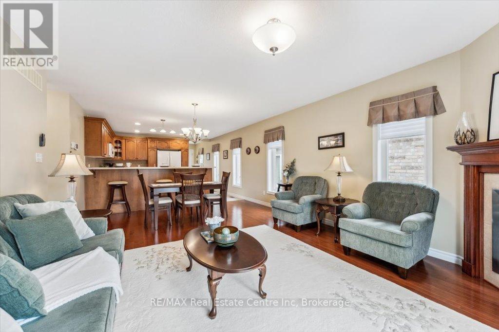 35 Ingram Drive, Guelph, Ontario  N1E 0B1 - Photo 11 - X12151177