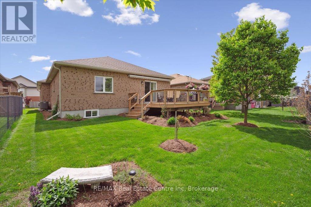 35 Ingram Drive, Guelph, Ontario  N1E 0B1 - Photo 27 - X12151177