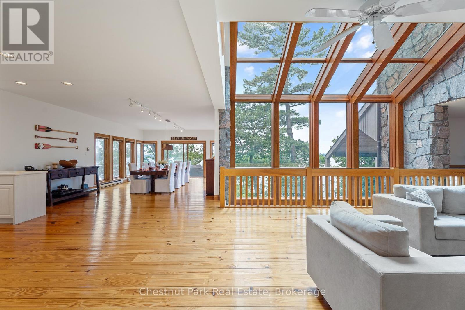 10 - 2045 Muskoka Rd 118 Road W, Muskoka Lakes, Ontario  P1L 1W8 - Photo 15 - X12151233