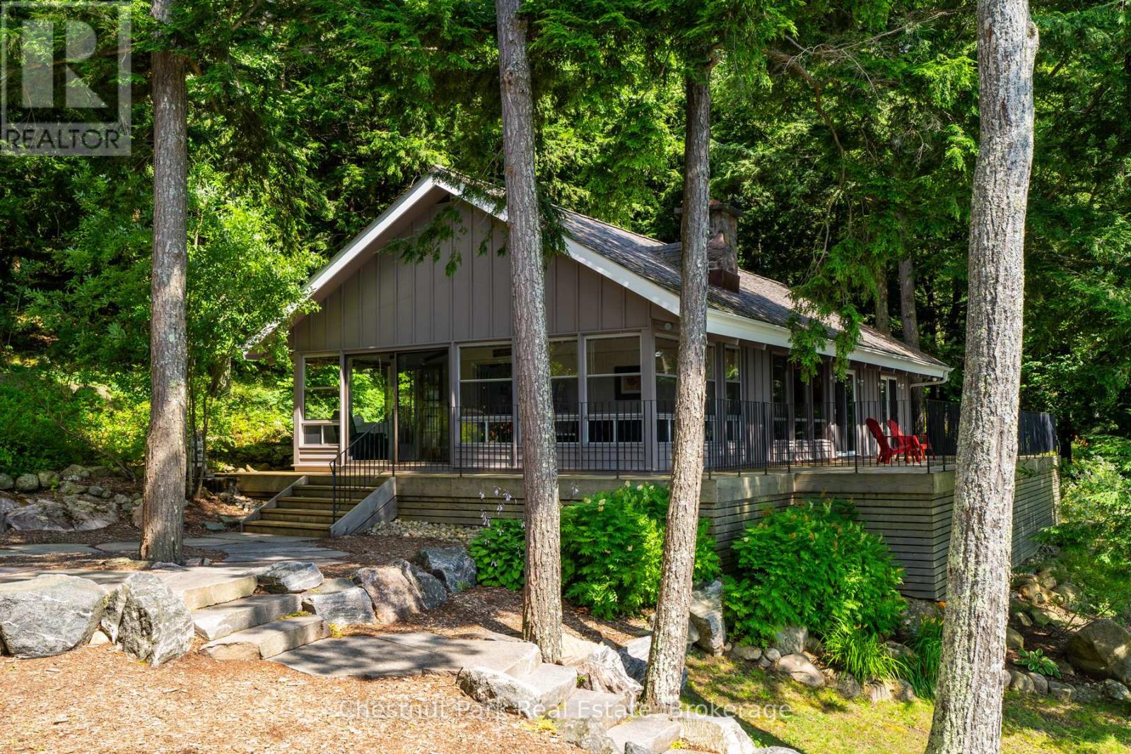 10 - 2045 Muskoka Rd 118 Road W, Muskoka Lakes, Ontario  P1L 1W8 - Photo 27 - X12151233