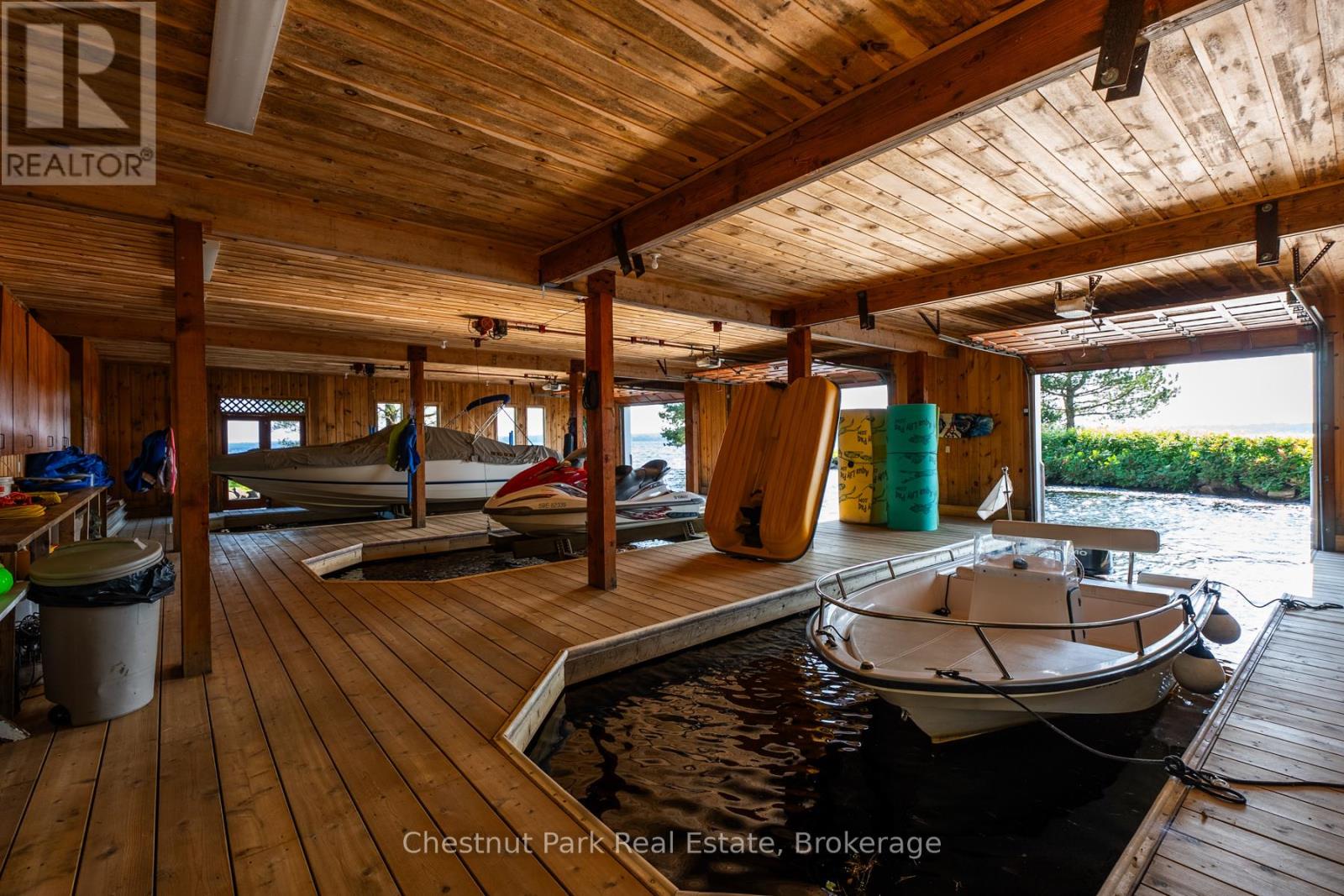 10 - 2045 Muskoka Rd 118 Road W, Muskoka Lakes, Ontario  P1L 1W8 - Photo 33 - X12151233