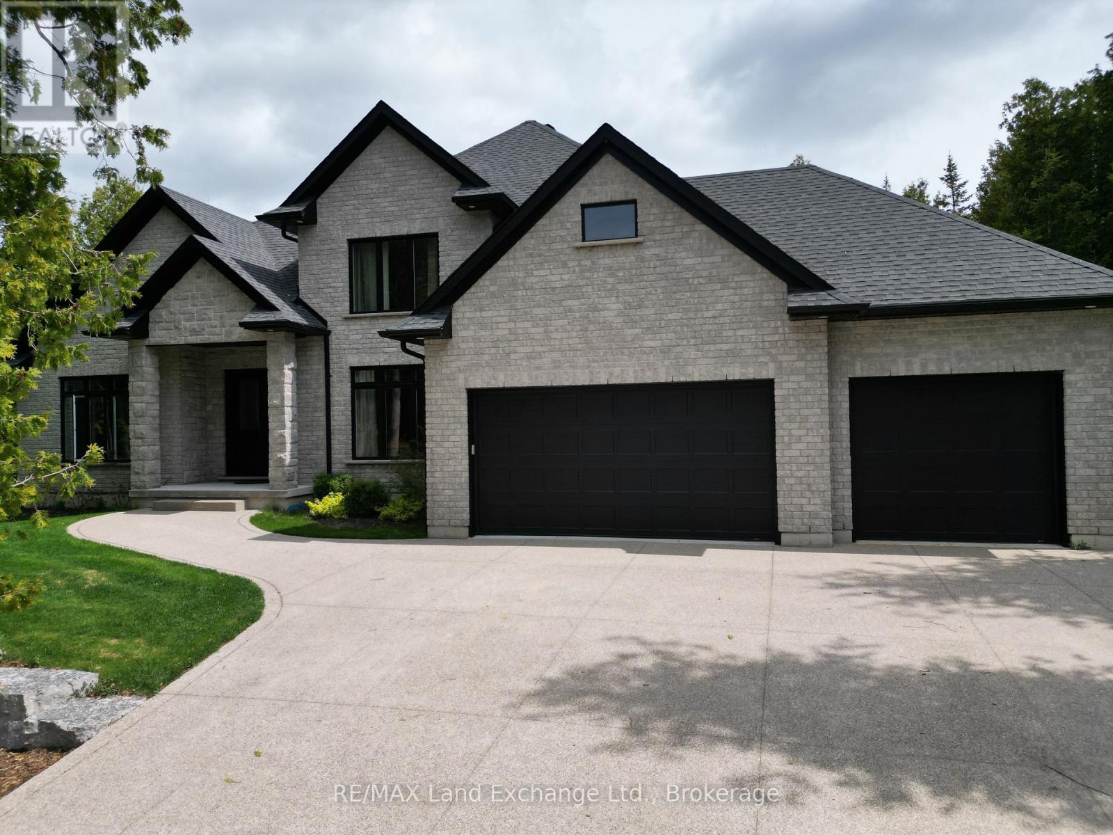 158 UPPER LORNE BEACH ROAD, Kincardine, Ontario