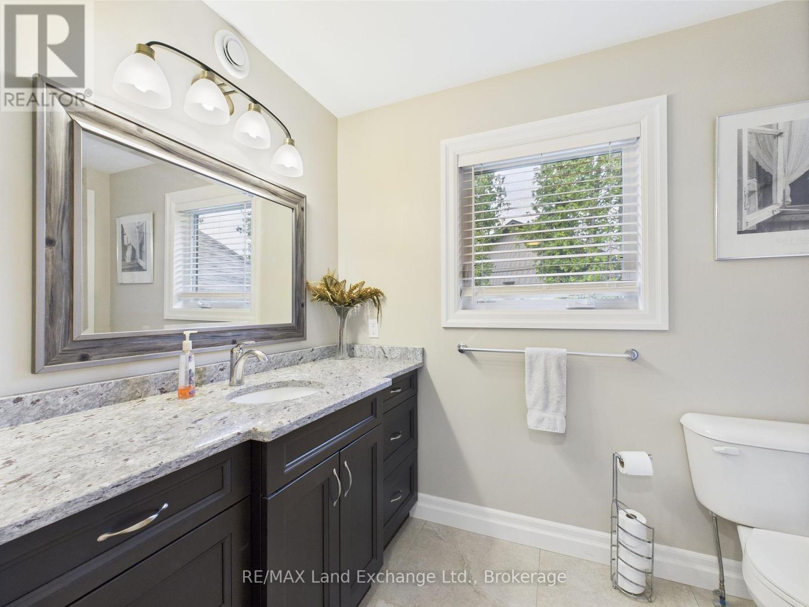 158 Upper Lorne Beach Road, Kincardine, Ontario  N0G 2T0 - Photo 25 - X12151286