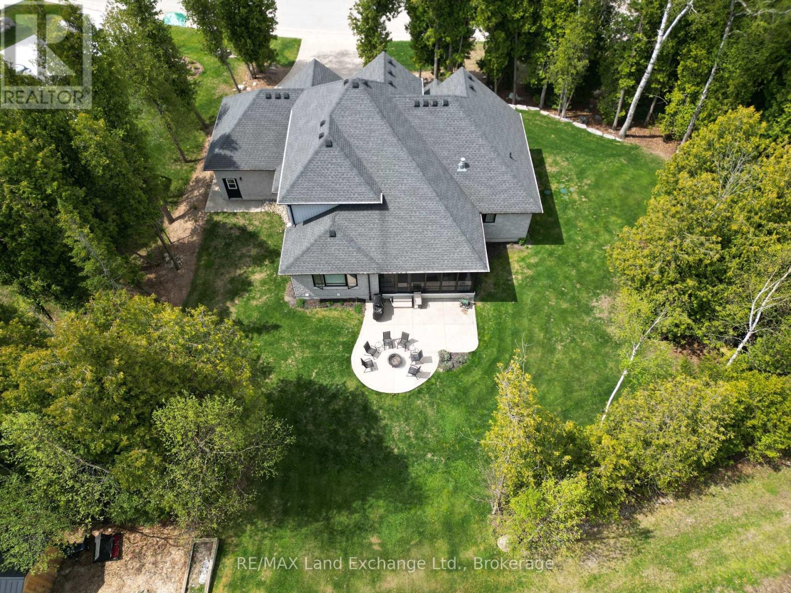 158 Upper Lorne Beach Road, Kincardine, Ontario  N0G 2T0 - Photo 5 - X12151286