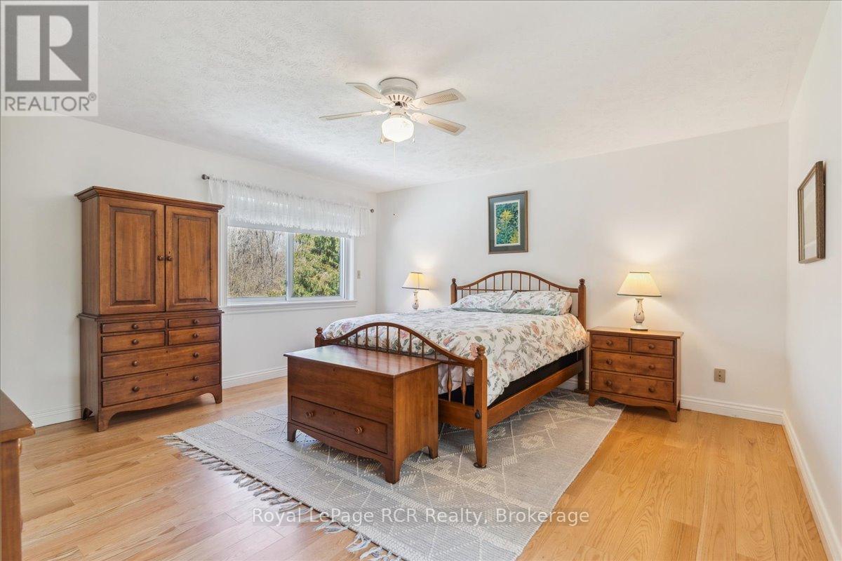 174 Forest Hill Drive, Georgian Bluffs, Ontario  N4K 5N6 - Photo 27 - X12151331