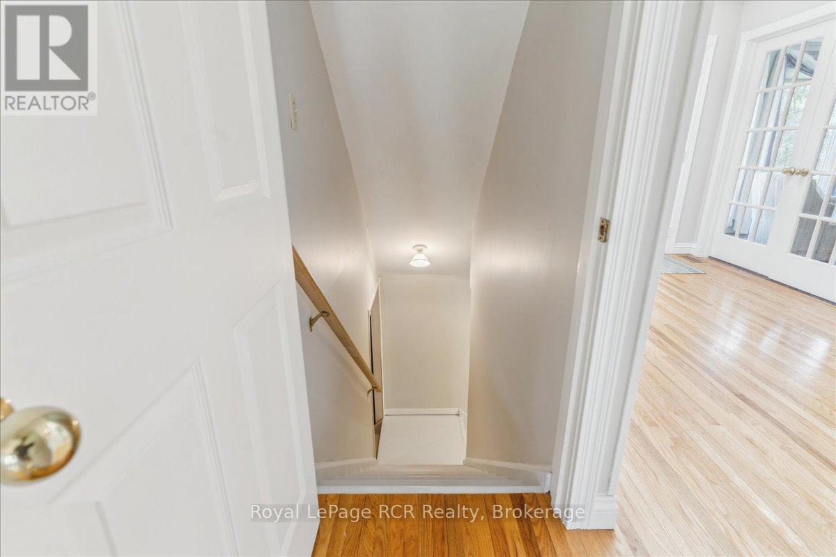 174 Forest Hill Drive, Georgian Bluffs, Ontario  N4K 5N6 - Photo 37 - X12151331