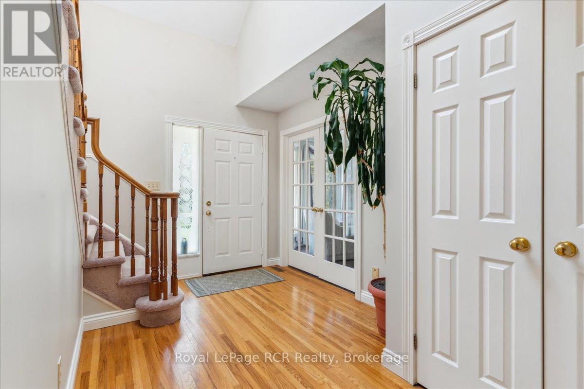 174 Forest Hill Drive, Georgian Bluffs, Ontario  N4K 5N6 - Photo 4 - X12151331