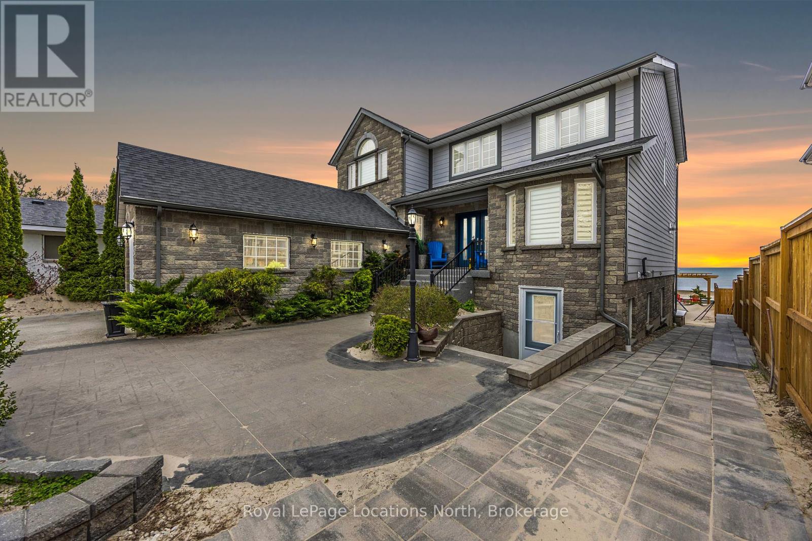 380 Shore Lane, Wasaga Beach, Ontario  L9Z 2H6 - Photo 3 - S12151449