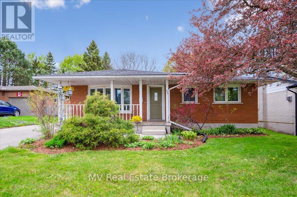 435 SCOTLAND STREET, Centre Wellington, Ontario