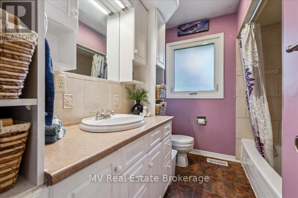 435 Scotland Street, Centre Wellington, Ontario  N1M 2B7 - Photo 19 - X12151452