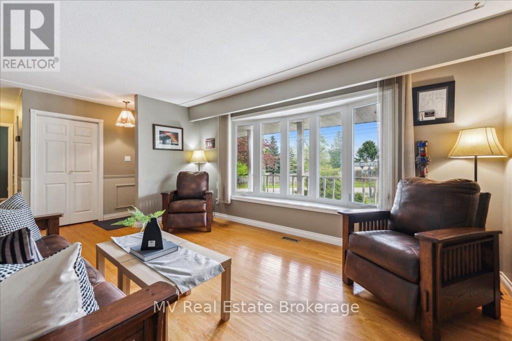 435 Scotland Street, Centre Wellington, Ontario  N1M 2B7 - Photo 7 - X12151452