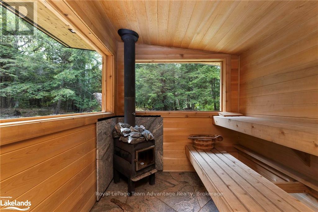 3461 Hwy 141, Muskoka Lakes, Ontario  P0B 1M0 - Photo 32 - X12151515