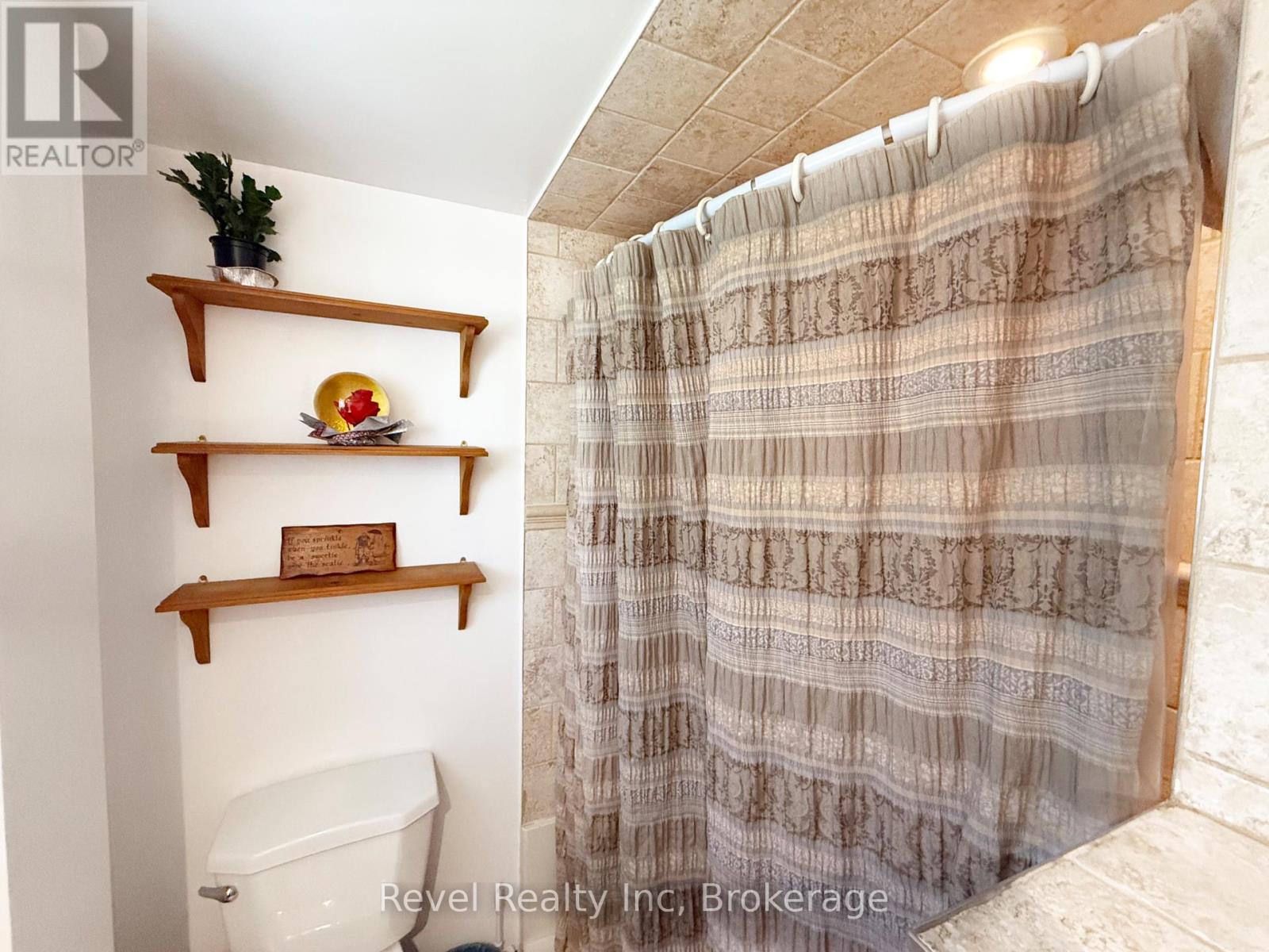 613 Oxbow Park Drive, Wasaga Beach, Ontario  L9Z 2V2 - Photo 11 - S12151592