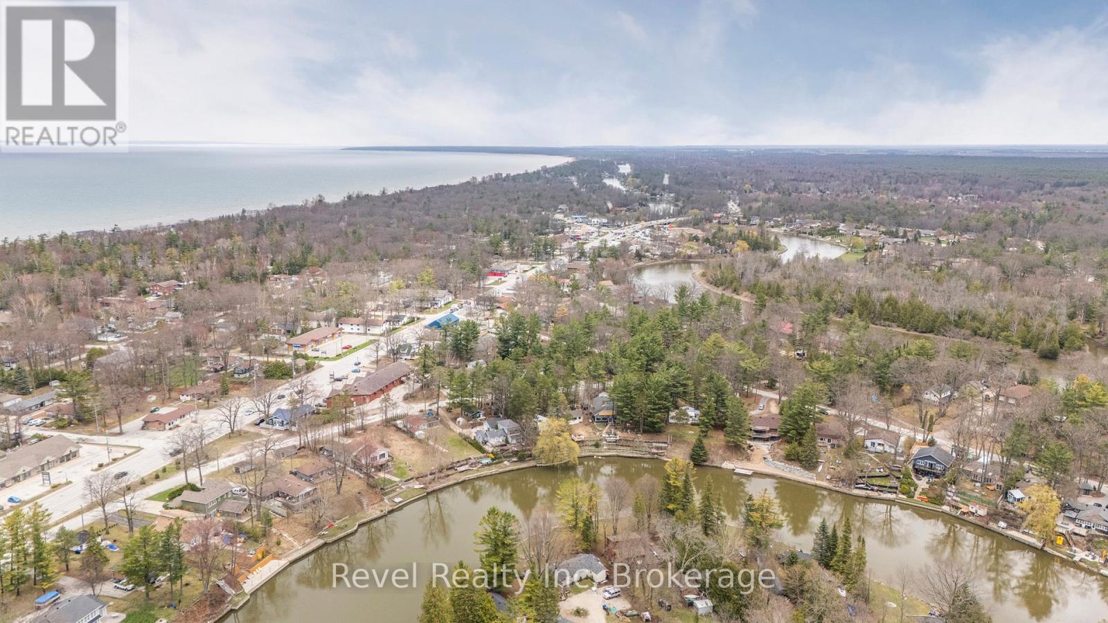613 Oxbow Park Drive, Wasaga Beach, Ontario  L9Z 2V2 - Photo 19 - S12151592