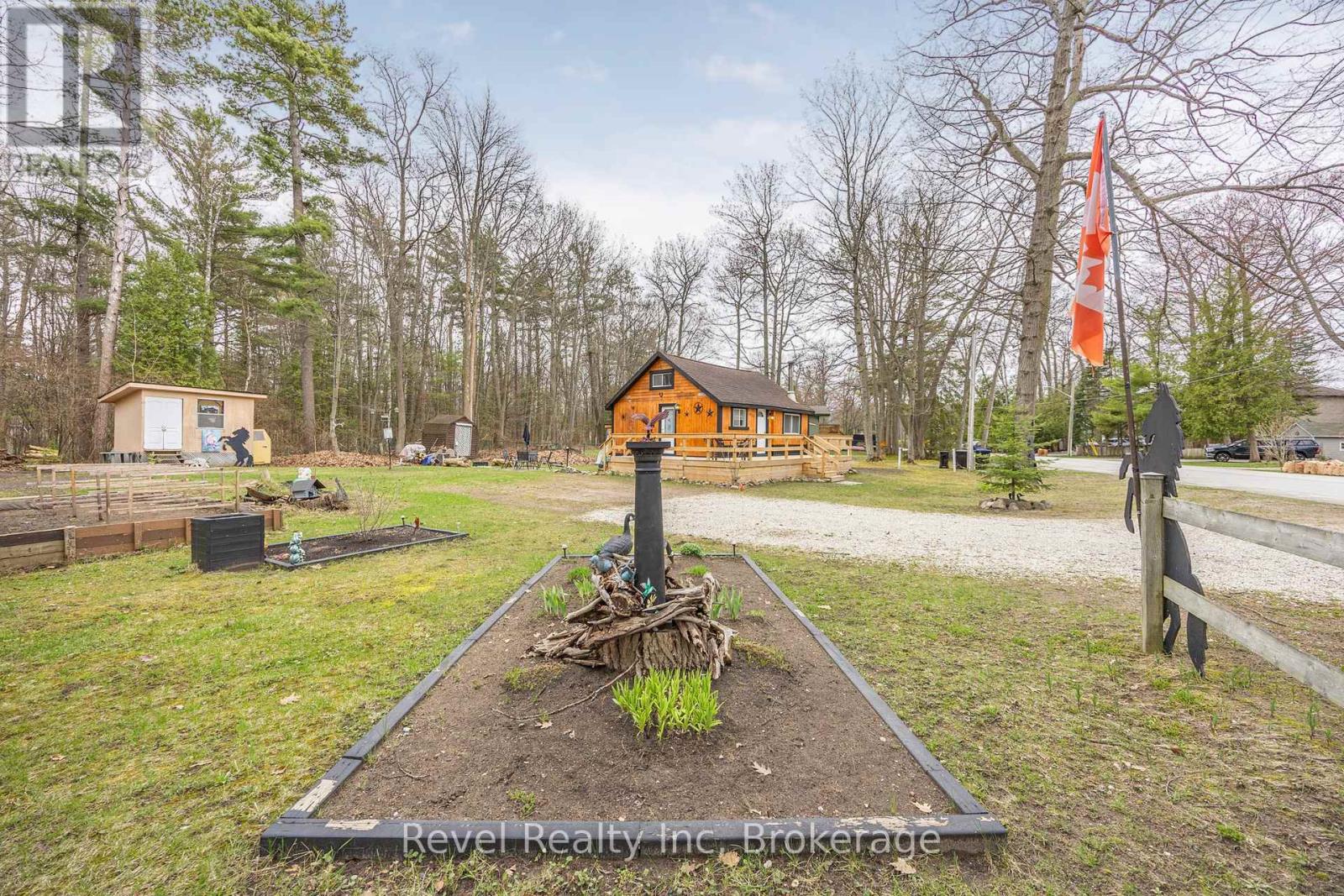 613 Oxbow Park Drive, Wasaga Beach, Ontario  L9Z 2V2 - Photo 5 - S12151592
