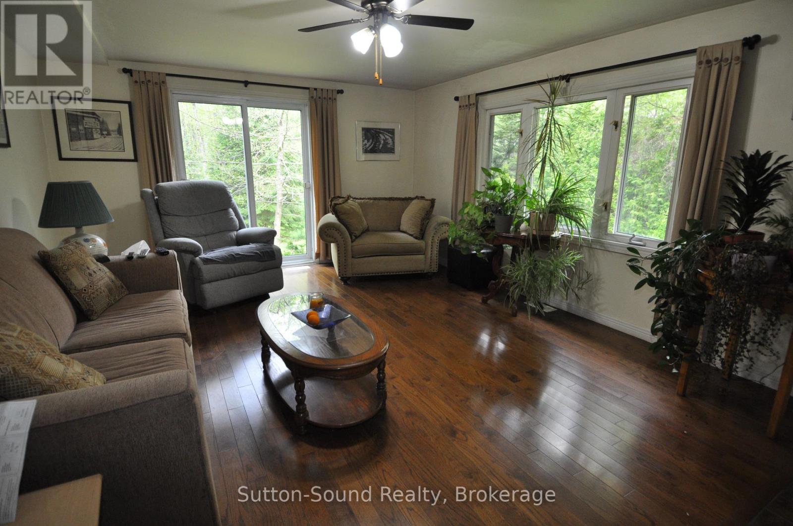 362534 Lindenwood Road, Georgian Bluffs, Ontario  N0H 2T0 - Photo 21 - X12151526
