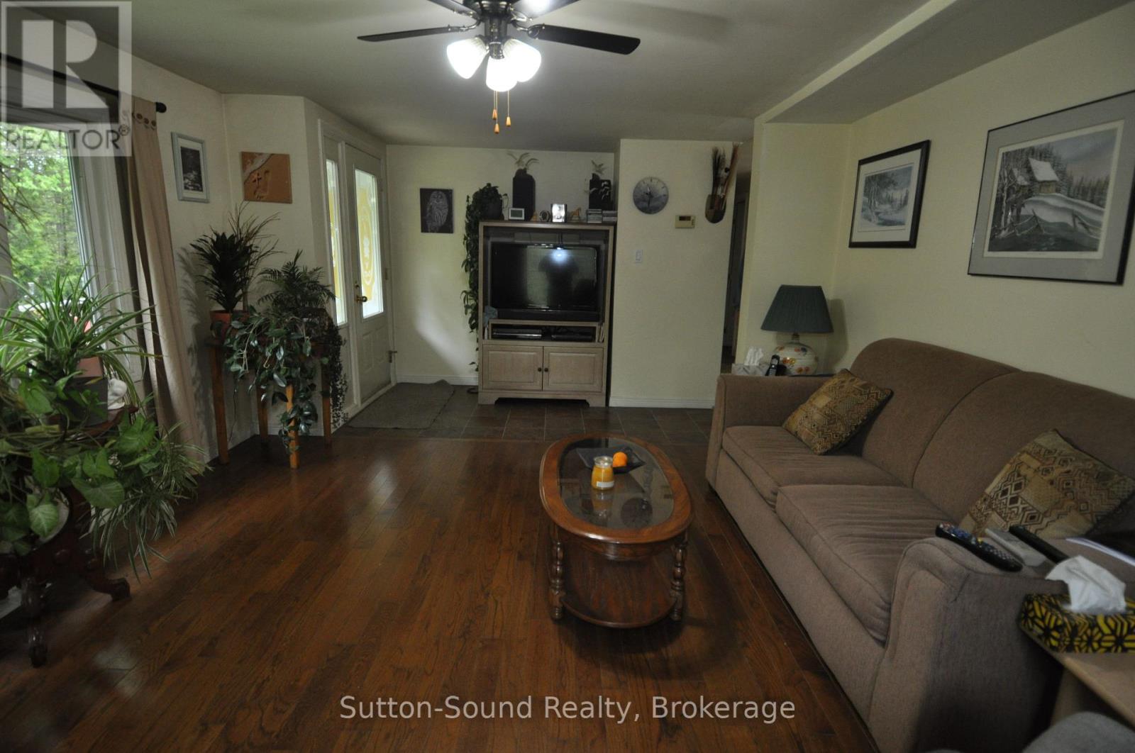 362534 Lindenwood Road, Georgian Bluffs, Ontario  N0H 2T0 - Photo 23 - X12151526
