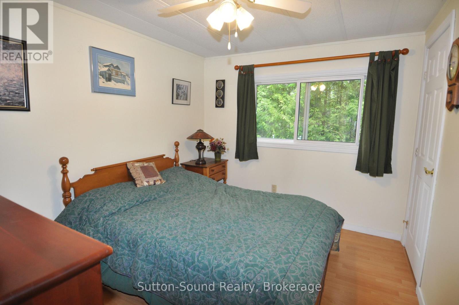 362534 Lindenwood Road, Georgian Bluffs, Ontario  N0H 2T0 - Photo 8 - X12151526