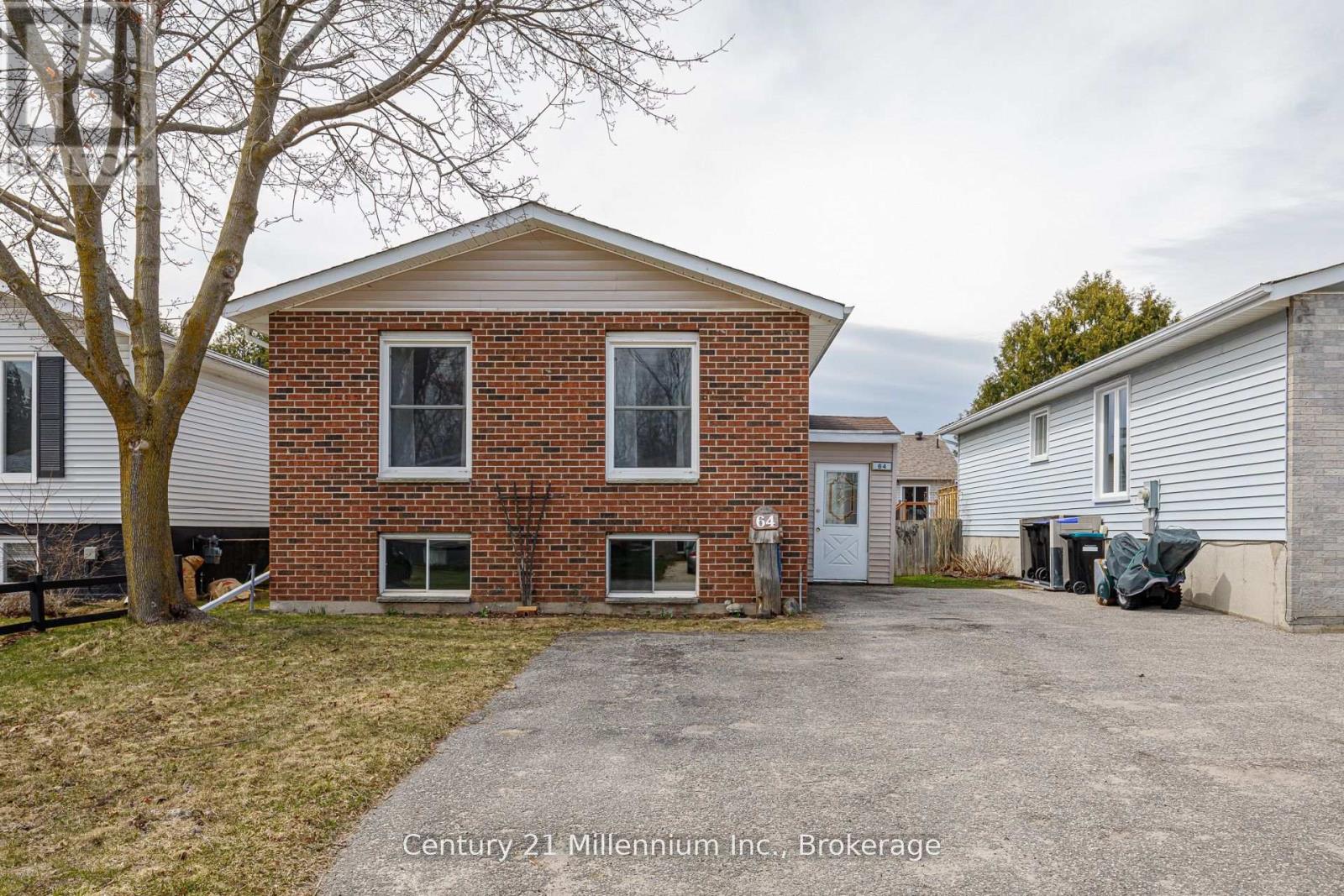 64 Telfer Road, Collingwood, Ontario  L9Y 4S2 - Photo 2 - S12151669