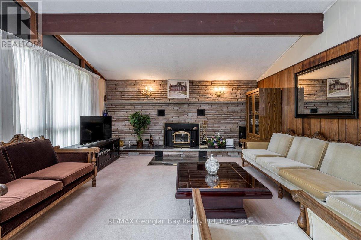 25 Tall Pines Drive W, Tiny, Ontario  L9M 0H4 - Photo 14 - S12151741