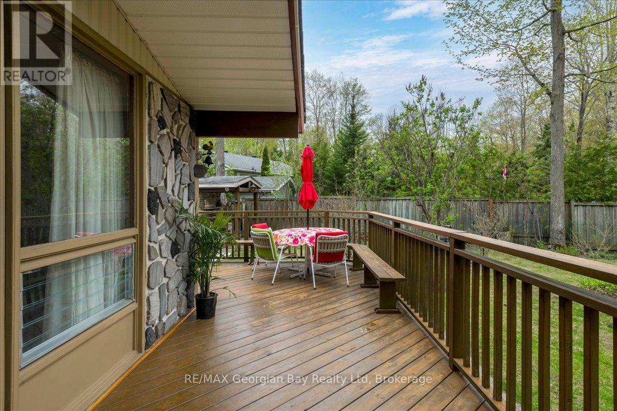 25 Tall Pines Drive W, Tiny, Ontario  L9M 0H4 - Photo 28 - S12151741