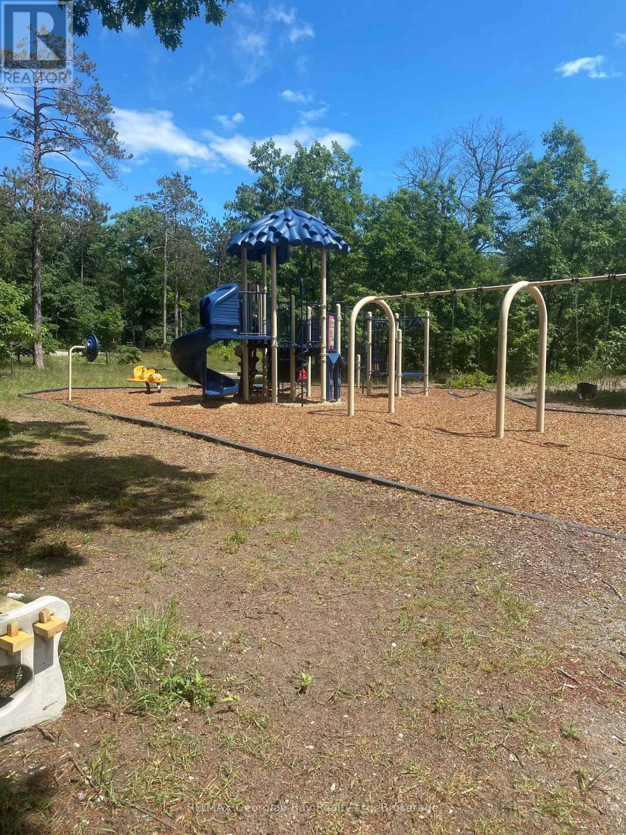25 Tall Pines Drive W, Tiny, Ontario  L9M 0H4 - Photo 49 - S12151741