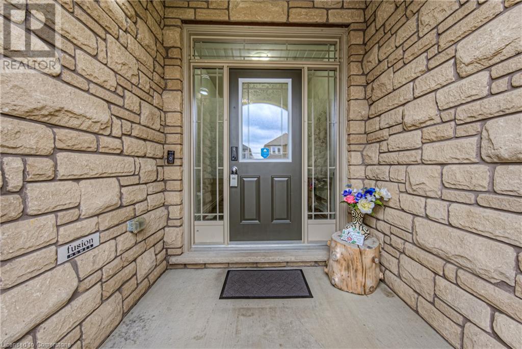 382 Beechdrops Dr Drive, Waterloo, Ontario  N2V 0E8 - Photo 3 - 40728490