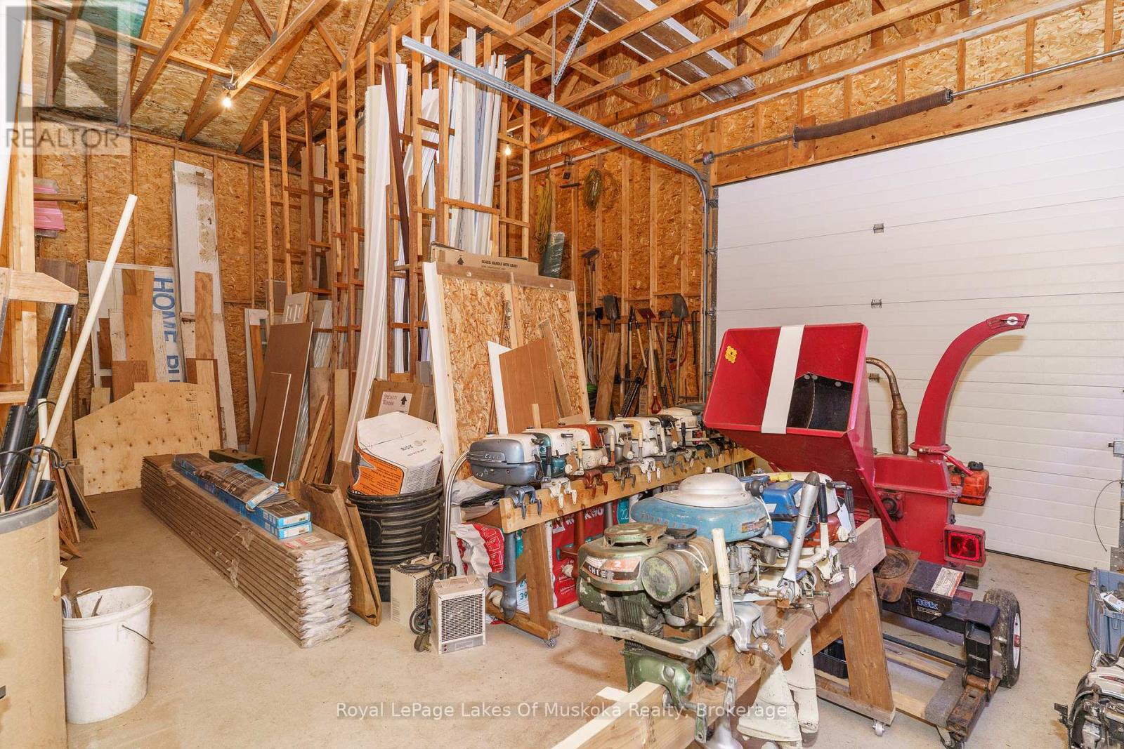 1020 Amelia Crescent, Gravenhurst, Ontario  P0E 1G0 - Photo 38 - X12151628
