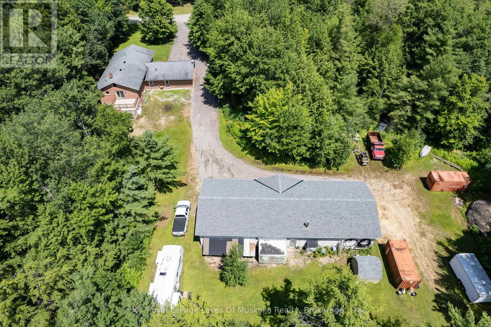 1020 Amelia Crescent, Gravenhurst, Ontario  P0E 1G0 - Photo 39 - X12151628