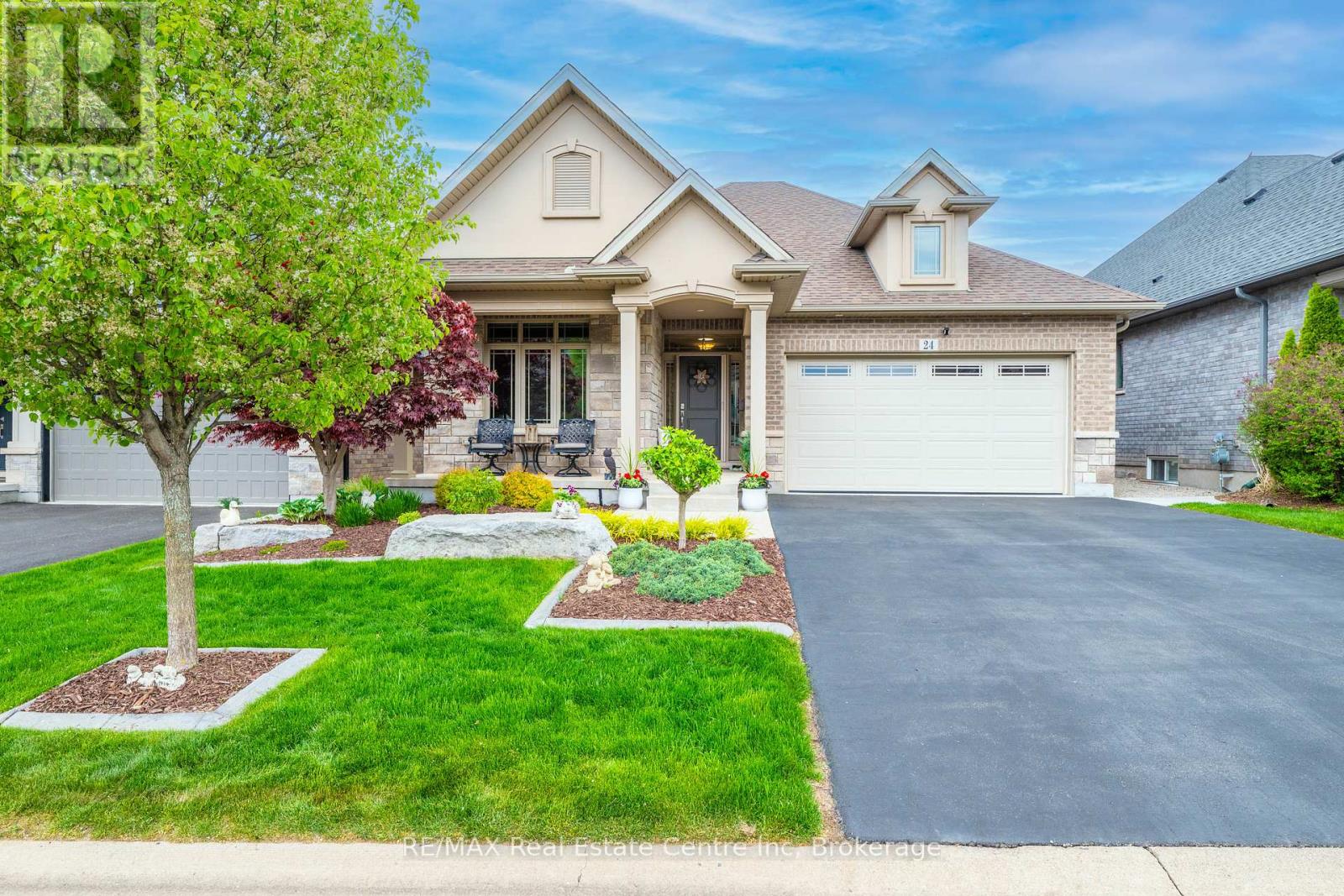 24 KINTYRE TRAIL, Welland, Ontario