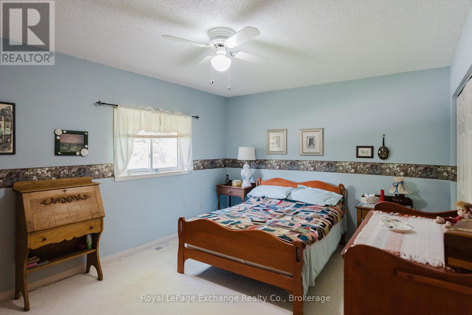 363 Morpeth Street, Saugeen Shores, Ontario  N0H 2L0 - Photo 38 - X12151797