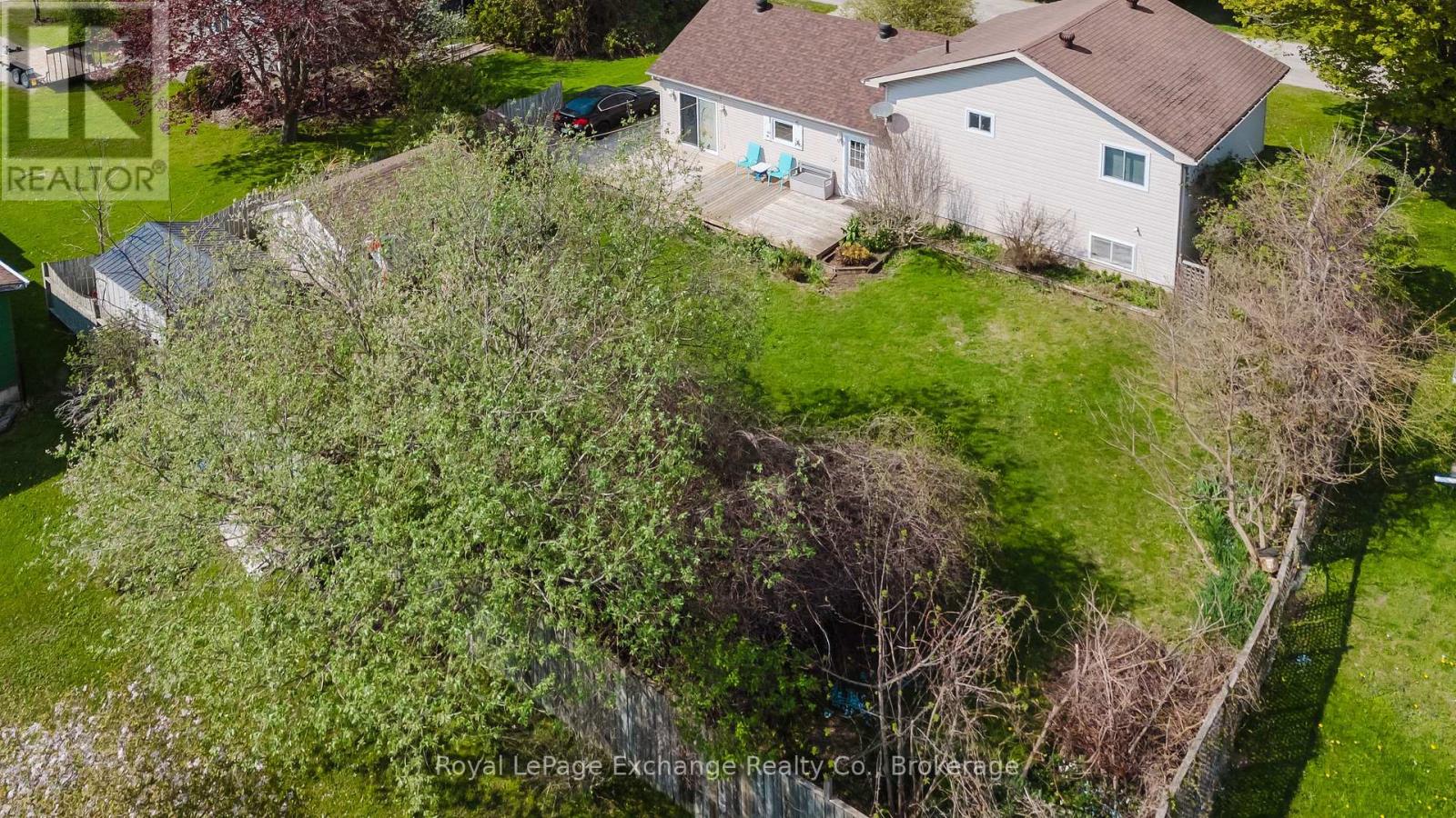 363 Morpeth Street, Saugeen Shores, Ontario  N0H 2L0 - Photo 6 - X12151797
