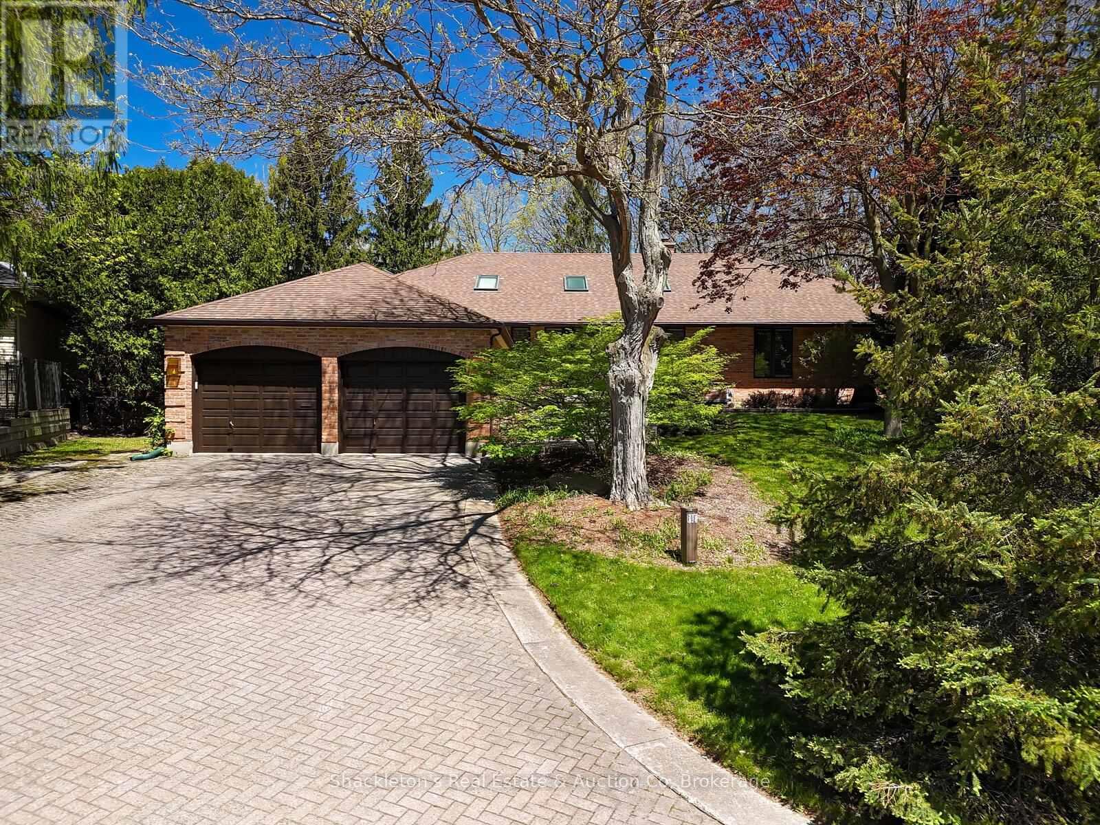 258 WINDERMERE COURT E, London North, Ontario