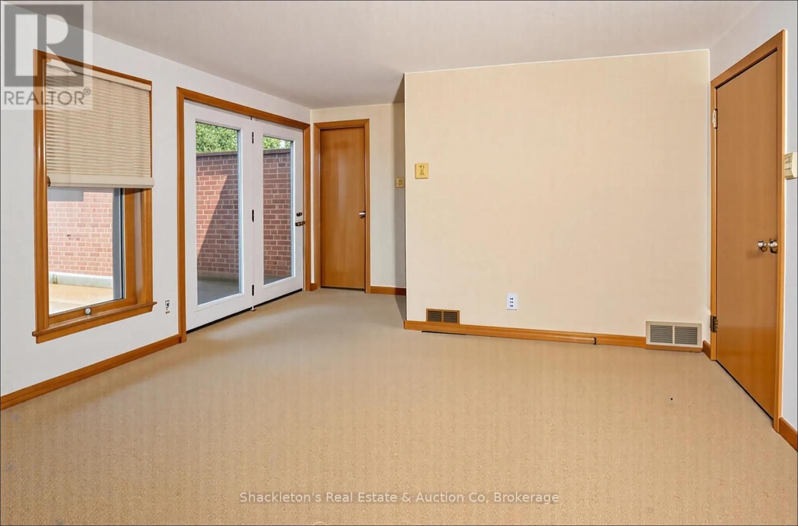 258 Windermere Court E, London North, Ontario  N6G 4L4 - Photo 30 - X12151804