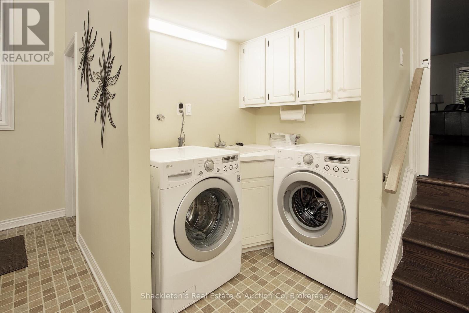 258 Windermere Court E, London North, Ontario  N6G 4L4 - Photo 33 - X12151804