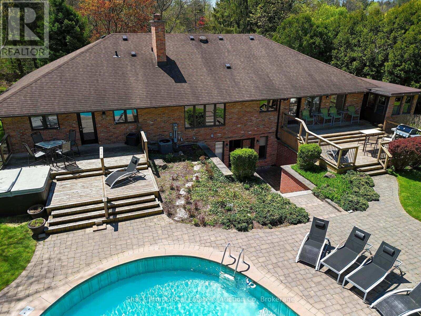 258 Windermere Court E, London North, Ontario  N6G 4L4 - Photo 36 - X12151804