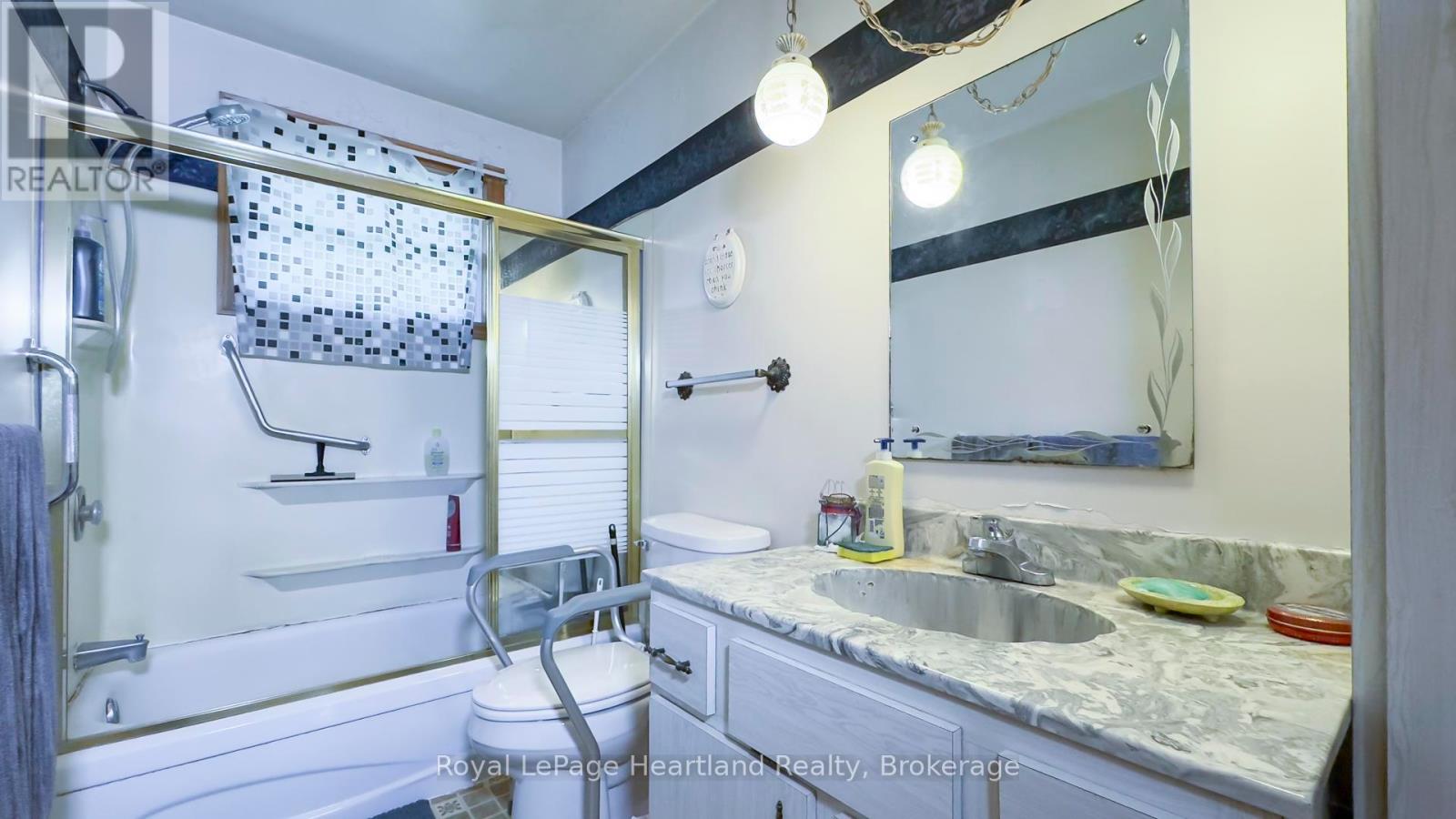 77850 Tipperary Line, Central Huron, Ontario  N0M 1L0 - Photo 19 - X12151841