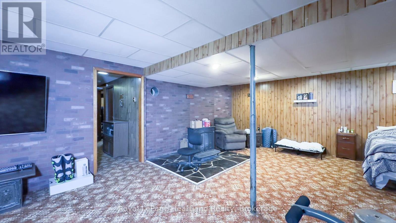 77850 Tipperary Line, Central Huron, Ontario  N0M 1L0 - Photo 43 - X12151841