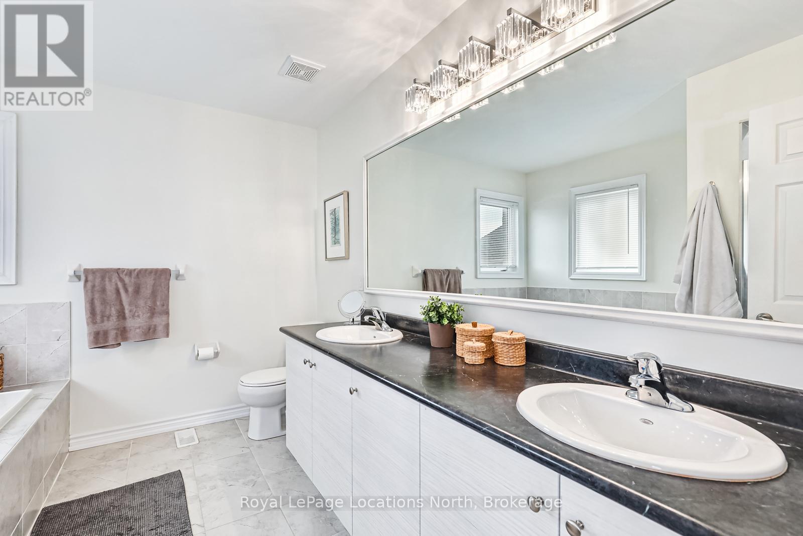 1 Academy Avenue, Wasaga Beach, Ontario  L9Z 0G9 - Photo 16 - S12151941