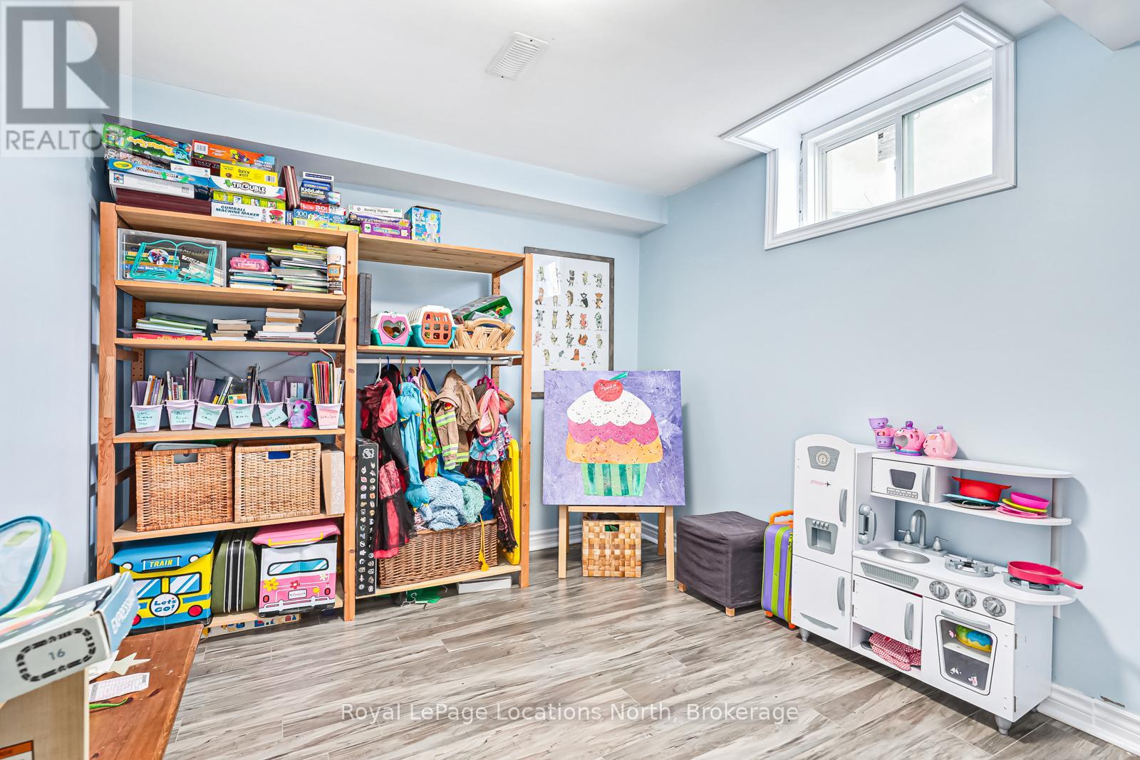 1 Academy Avenue, Wasaga Beach, Ontario  L9Z 0G9 - Photo 25 - S12151941