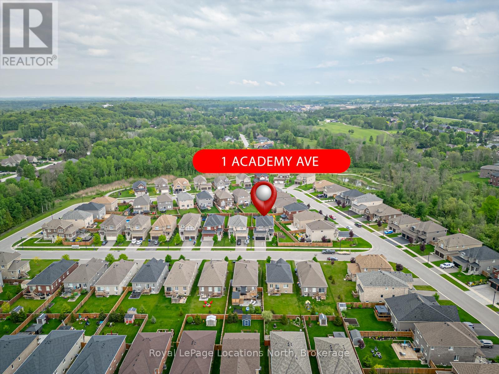 1 Academy Avenue, Wasaga Beach, Ontario  L9Z 0G9 - Photo 4 - S12151941