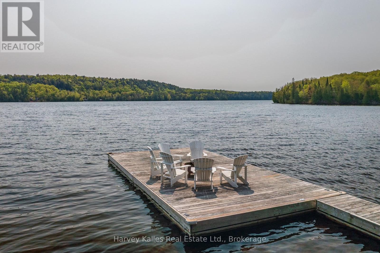 1033 Scott Lane, Lake Of Bays, Ontario  P1H 2J6 - Photo 4 - X12151993